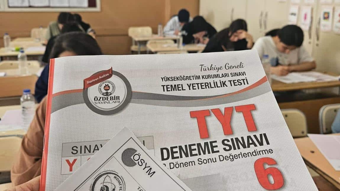 Öğrencilerimizin YKS Sınav Heyecanlarını Hafifletmek Adına 75.Yıl Borsa İstanbul İlkokulu’nda Deneme Sınavı Düzenlendi