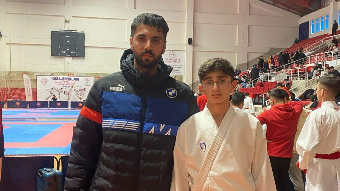 Öğrencimiz Kava İbrahim Karate Kategorisinde Türkiye Finallerinde